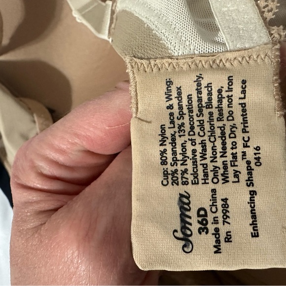 2 Soma Lace Trimmed Bras - Cream and Black size 36D (NWOT) - Picture 4 of 4